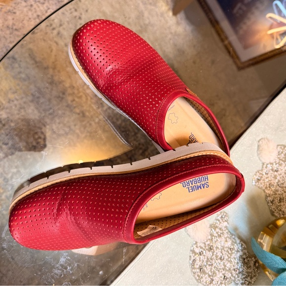 Samuel Hubbard Women’s Red Perforated Slip-On Mule - Picture 2 of 7